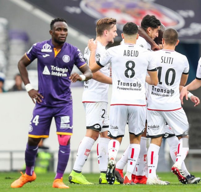 أكرد يلفت الأنظار بهدف وأداء رائع