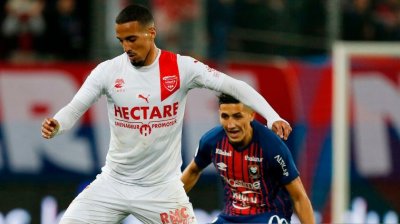 فجر يصنع هدفا ويستسلم لعليوي