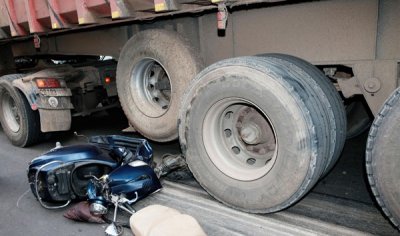 حادث خطير يودي بحياة 4 مشجعين