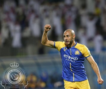 أمرابط وحمد الله يقطعان 1800 كلم ذهابا وإيابا اليوم