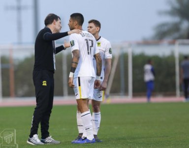 شوط واحد لداكوسطا مع فريقه الجديد