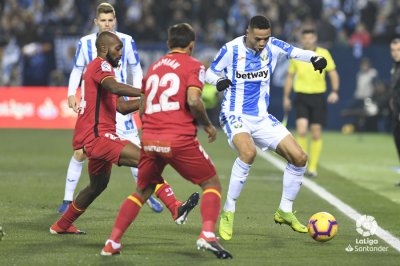 النصيري في حضرة الكامب نو