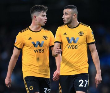 فوز هيتشكوكي لسايس