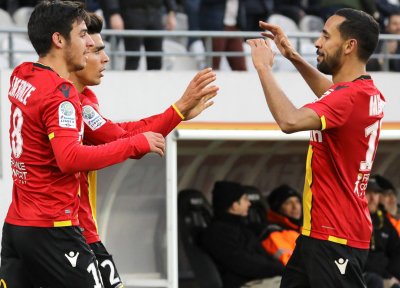 بنشرقي يقلب الطاولة على نانسي