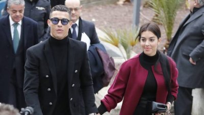 رونالدو يعود الى مدريد