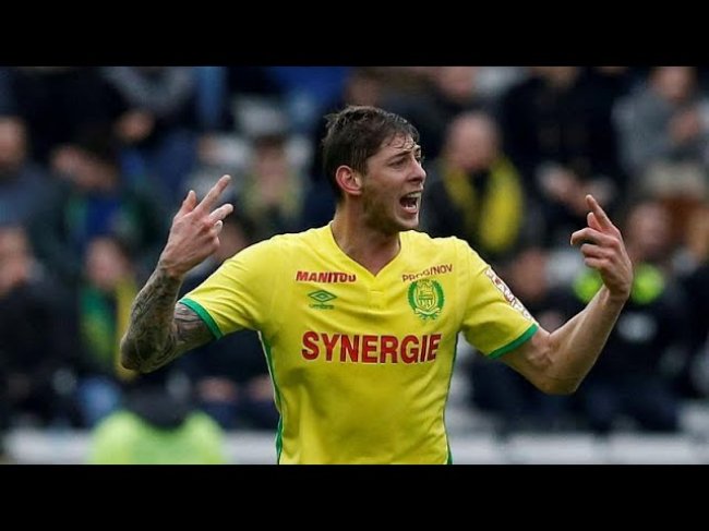 التعرف رسميا على جثة لاعب  البريميرليغ  إميليانو سالا