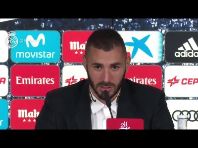 ما هو دور المهاجم الحديث في كرة القدم حسب كريم بنزيما.. ولماذا يتعرض دائماً للإنتقاد؟