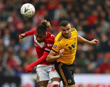 سايس يعبر بكل إقناع عقبة الكأس