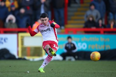 إلياس شاعر تحت مجهر مارك فوت