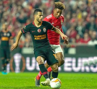 بلهندة وفضال ينسحبان من الساحة الأوروبية