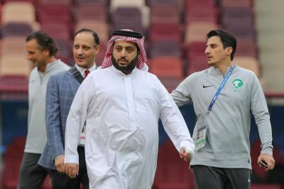 تركي آل الشيخ يصوب على الأهلي مع عودته لبيراميدز