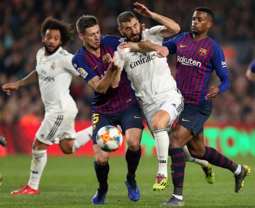 كأس إسبانيا: خطوة أخيرة قبل النهائي.. برشلونة أم ريال مدريد؟