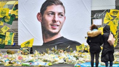 نانط يرفع الى الفيفا النزاع مع كارديف حول انتقال سالا