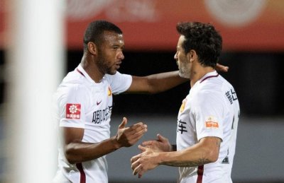 الكعبي يفتتح الموسم بأول شهد