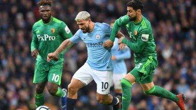بطولة إنكلترا: هاتريك سترلينغ يبعد مانشستر سيتي 4 نقاط في الصدارة