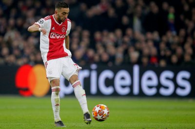 ليستر سيتي يزاحم بايرن على نجم المنتخب المغربي