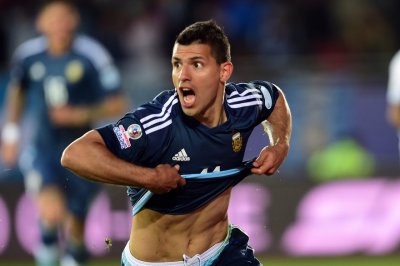 أغويرو، إيكاردي وهيغواين.. لماذا الغياب؟