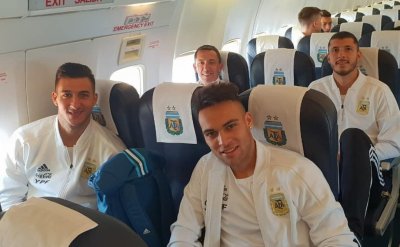 رفاق ميسي يحطون الرحال بطنجة