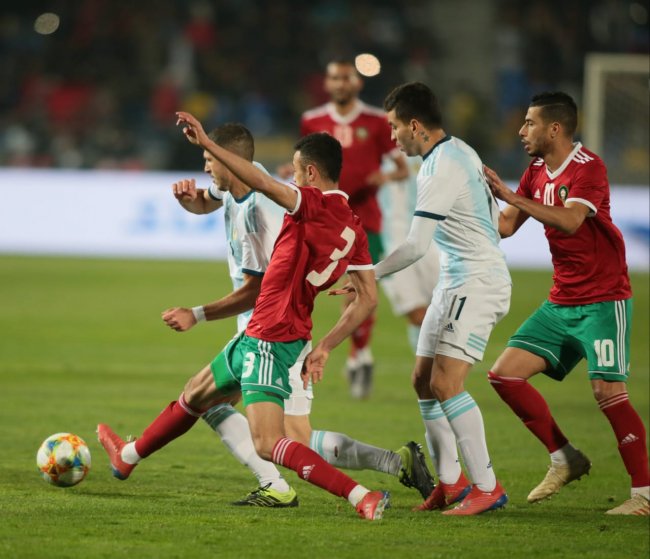 الطانغو يسقط الأسود ويكرس التفوق التاريخي