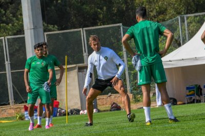 رونار يبحث عن منتخب إفريقي في مصر