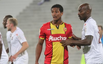 مواهب مغربية بأوروبا في مفترق الطرق