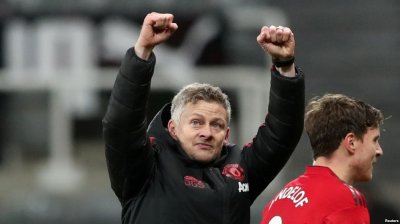 سولسكاير يريد استعادة روح مانشستر يونايتد 1999