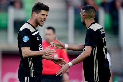 زياش وأجاكس يستمران في صدارة بطولة هولندا