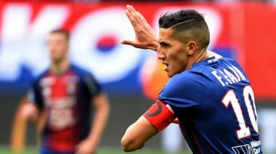 فجر يريد الغنيمة أمام عبد الحميد