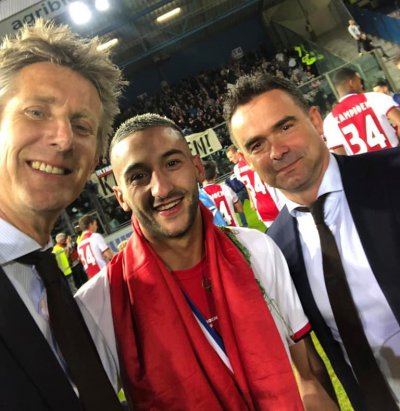 أوفرمارس يفاضل بين زياش وأوزيل