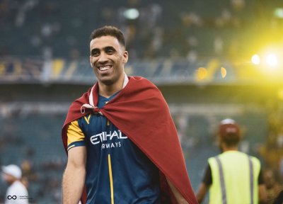 حمد الله يتجاوز نجوم برشلونة