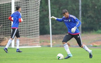 لاعبان  محليان.. حصيلة نسختي الغابون ومصر