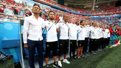 رونار: أثق في الطاقم المساعد