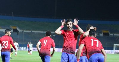 غياب عروض كبيرة لأزارو قد تبقيه بالأهلي!