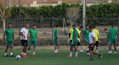 بالصور.. 12 لاعبا في تداريب أسود الأطلس