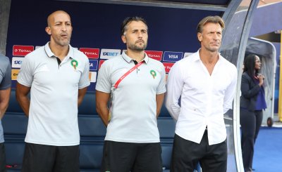 رونار طبيب داوى جميع عقد الأسود التاريخية