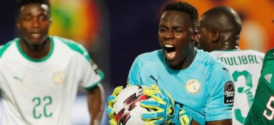 كأس إفريقيا 2019: السنغال تفقد حارسها مندي لكسر في اليد