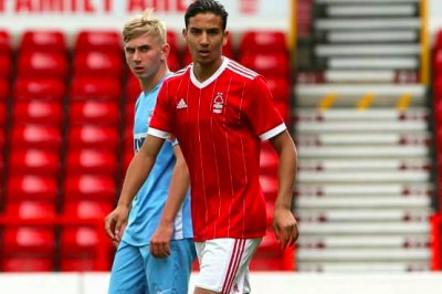 موهبة مغربية ينشط بالأراضي البريطانية