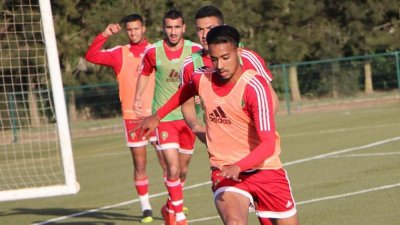 مليار يقود أكوزول من الكوكب إلى ليل