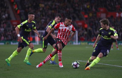 بوفال يصيب ساوثامبتون بالصدمة