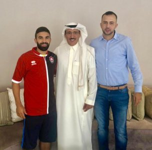 فوزير وقع عقده الجديد