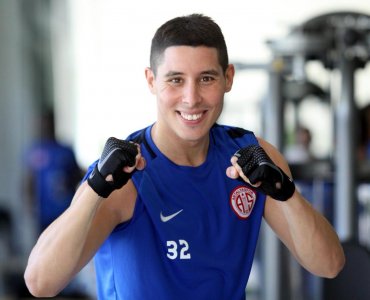 برادة العاطل من ورطة إلى أخرى