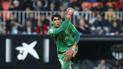 3 ملايين يورو من هذا الفريق الإسباني لياسين بونو