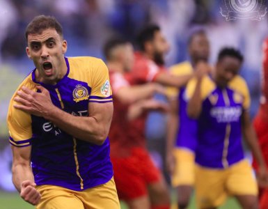 حمد الله فتح عداد الموسم الجديد بهدفين