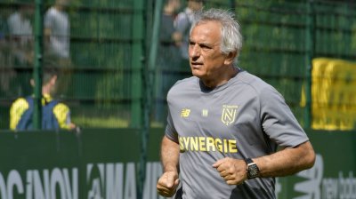 مؤشر جديد.. خاليلوزيتش ينافس لورون بلان