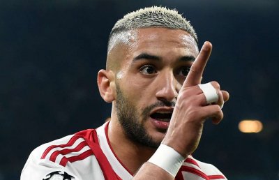 بعد هزيمته امام فريق حكيمي.. البايرن يعود لفتح ملف هذا الأسد