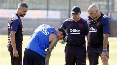 إصابة ميسي تقلق الكطالونيين