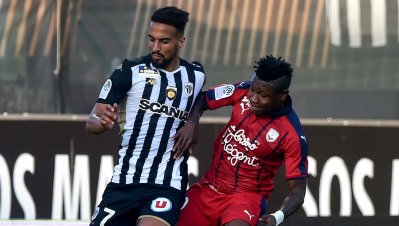 أول مباراة لياسين بنرحو وعليوي وأول فوز