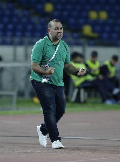 مدرب الرفاع البحريني لا يثق بالترشيحات