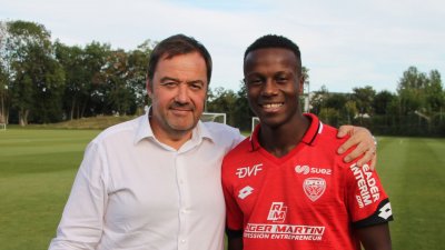 ديجون يقدم رسميا حمزة منديل