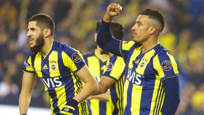 درار في قمة الفورمة يقود فريقه لفوز ثمين